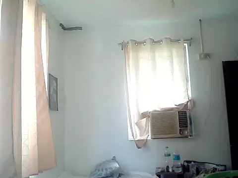 bigcockkyla online show from March 4, 2026, 2:41 am