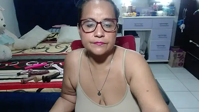 pervert mommy  online show from April 2, 2026, 11:06 am