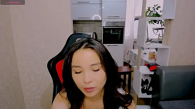 AyaMoon online show from September 29, 2025, 4:30 am