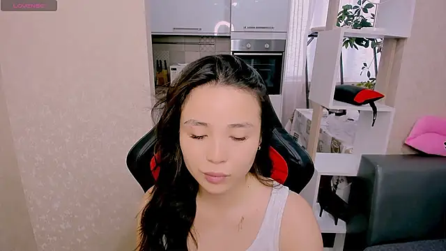 AyaMoon online show from October 15, 2025, 4:55 am