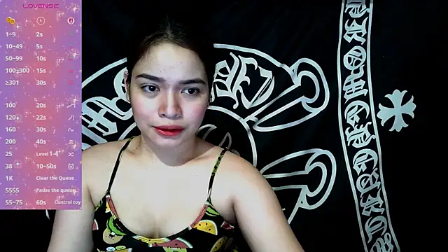  preciousmoira  online show from June 23, 2026, 12:41 am