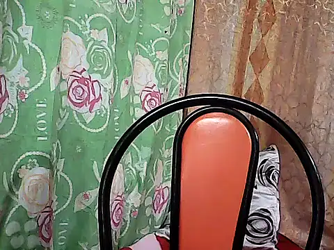 hotwetgran online show from December 19, 2025, 2:08 pm