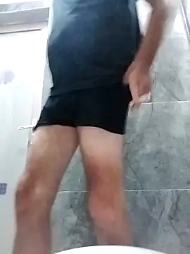 Snapshot of Bigutt73 chatting on February 12, 2025, 7:55 am Bigutt73 online show from February 12, 2025, 7:55 am