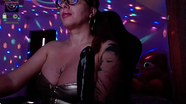 SonyaDevon online show from March 14, 2025, 11:01 am