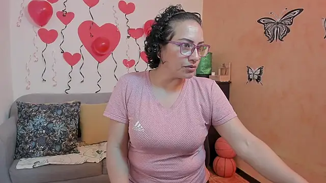 Snapshot of scarlet_wet chatting on February 20, 2026, 11:06 pm scarlet wet online show from February 20, 2026, 11:06 pm