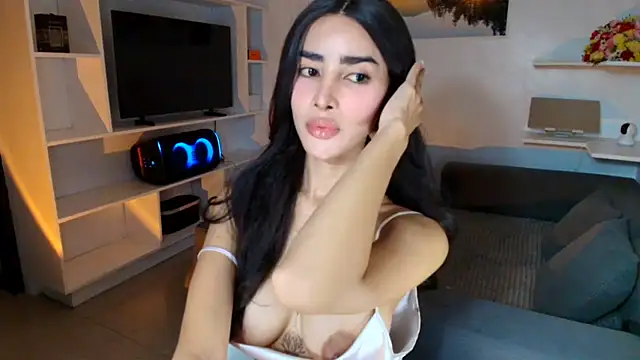 Snapshot of The_One_Only_For_You chatting on October 3, 2025, 4:58 am The One Only For You online show from October 3, 2025, 4:58 am