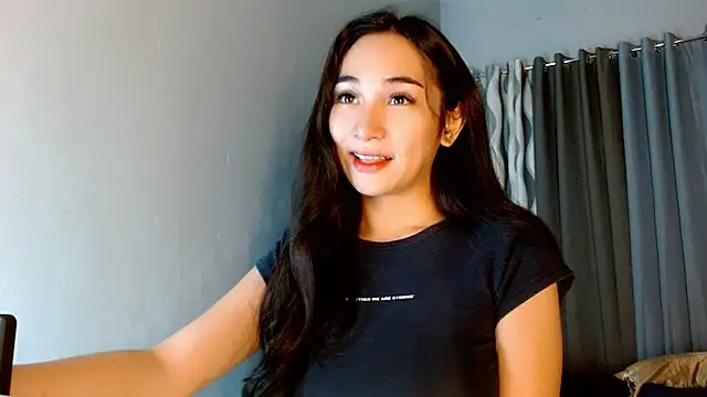 SweetLilly 18 online show from July 18, 2026, 3:15 am