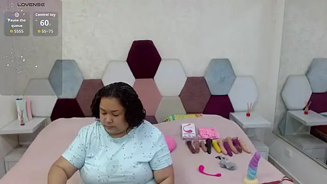 angel blue online show from December 20, 2025, 2:42 pm