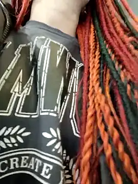 Frost foxy online show from October 15, 2025, 2:21 am