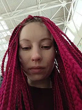 Snapshot of Frost_foxy chatting on January 6, 2026, 3:21 am Frost foxy online show from January 6, 2026, 3:21 am