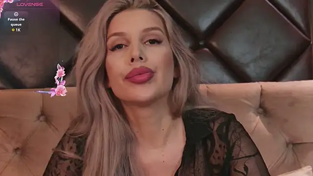 ErinHart online show from December 19, 2024, 2:56 am