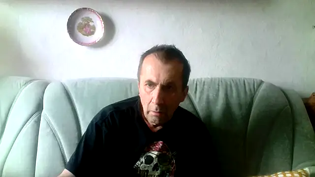 michidd1 online show from July 13, 2026, 3:11 pm