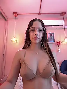 Zoe Bae online show from March 13, 2025, 4:56 pm