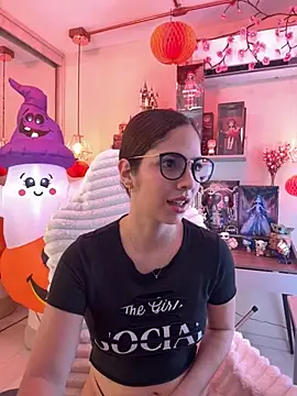 Zoe Bae online show from October 15, 2025, 10:18 pm