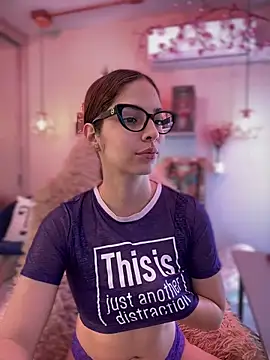 Zoe Bae online show from September 17, 2025, 10:01 pm