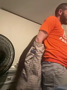 Snapshot of Sitonmyface2020@xh chatting on March 9, 2025, 3:43 am Sitonmyface2020xh online show from March 9, 2025, 3:43 am