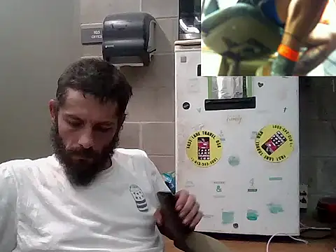 Snapshot of Sitonmyface2020@xh chatting on October 15, 2025, 9:12 pm Sitonmyface2020xh online show from October 15, 2025, 9:12 pm