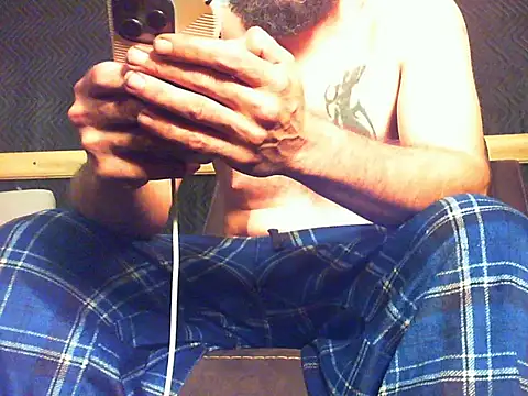 Snapshot of Sitonmyface2020@xh chatting on November 20, 2025, 6:25 am Sitonmyface2020xh online show from November 20, 2025, 6:25 am