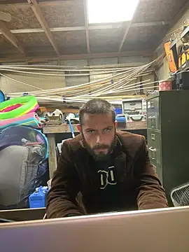 Snapshot of Sitonmyface2020@xh chatting on March 3, 2025, 7:35 am Sitonmyface2020xh online show from March 3, 2025, 7:35 am