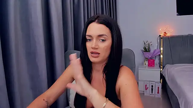 jessykmxx online show from November 19, 2025, 5:24 pm