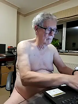 alan inlondon online show from November 26, 2025, 11:49 pm