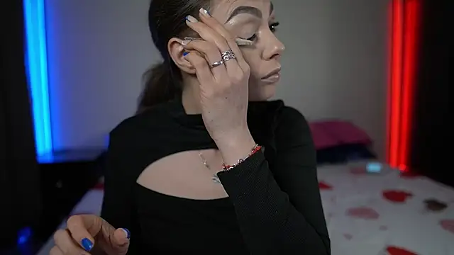 TiffanyPierce online show from February 25, 2025, 9:15 pm