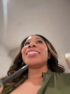 Belle    online show from January 18, 2025, 11:22 pm