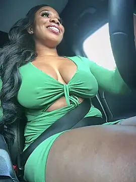 Belle    online show from September 12, 2025, 9:14 pm