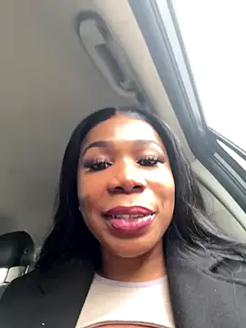 Belle    online show from September 28, 2025, 1:40 pm