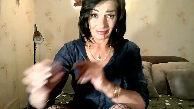 DreamMarianna online show from July 25, 2026, 9:54 pm