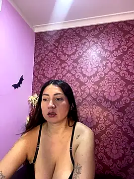 juliana diaz online show from November 1, 2025, 11:37 am