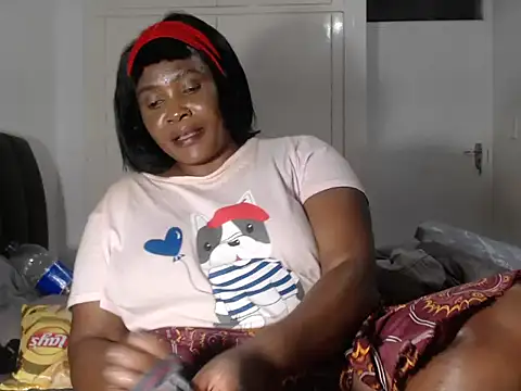 BigButtGodess online show from November 18, 2025, 4:43 pm