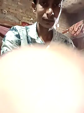 Snapshot of hq9870a chatting on October 8, 2025, 2:24 am hq9870a online show from October 8, 2025, 2:24 am