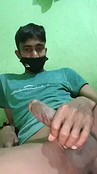 Snapshot of hq9870a chatting on January 8, 2025, 7:13 am hq9870a online show from January 8, 2025, 7:13 am