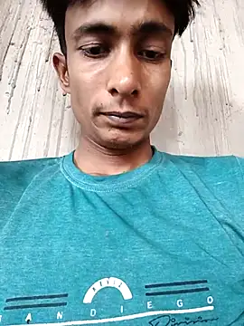 Snapshot of hq9870a chatting on September 19, 2025, 8:18 am hq9870a online show from September 19, 2025, 8:18 am