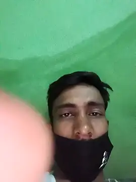 Snapshot of hq9870a chatting on January 11, 2025, 7:05 pm hq9870a online show from January 11, 2025, 7:05 pm