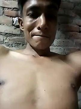 Snapshot of hq9870a chatting on October 26, 2025, 5:13 pm hq9870a online show from October 26, 2025, 5:13 pm