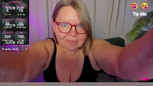 Shannonshine online show from October 6, 2025, 1:34 pm