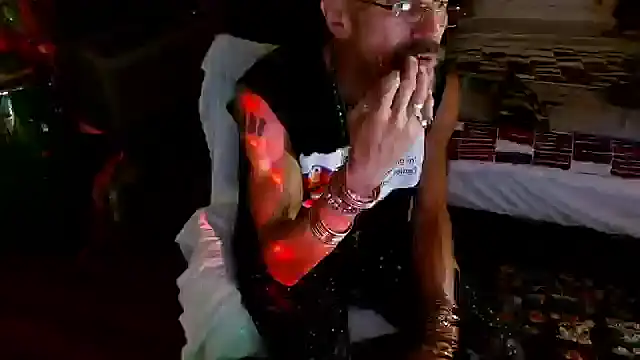 mycock2474u online show from November 19, 2025, 6:24 am