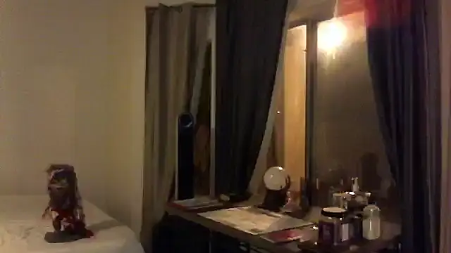 mycock2474u online show from October 16, 2025, 12:24 pm