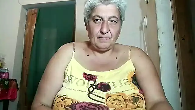 ExquisiteMature online show from September 22, 2025, 8:42 am