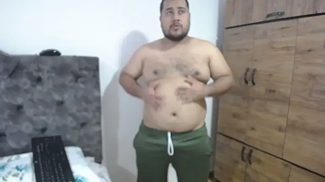 santi hothot online show from September 12, 2025, 7:13 pm