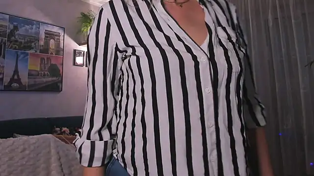 Snapshot of vanessa_chat chatting on March 9, 2025, 5:49 pm vanessa chat online show from March 9, 2025, 5:49 pm