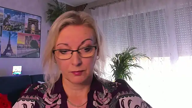 Snapshot of vanessa_chat chatting on June 3, 2026, 1:23 pm vanessa chat online show from June 3, 2026, 1:23 pm