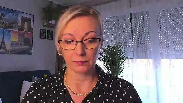 Snapshot of vanessa_chat chatting on October 29, 2025, 2:27 pm vanessa chat online show from October 29, 2025, 2:27 pm