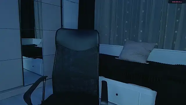 mistress meryem online show from February 25, 2026, 10:09 pm