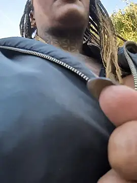 Snapshot of DarkDea chatting on November 16, 2025, 2:00 pm DarkDea online show from November 16, 2025, 2:00 pm