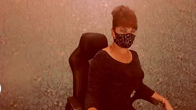 Infinitely online show from September 15, 2025, 3:34 pm