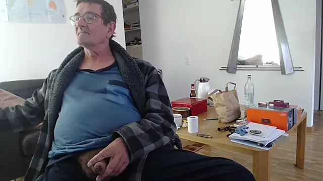 silvio-aus-luzern-CH online show from March 21, 2026, 7:53 am