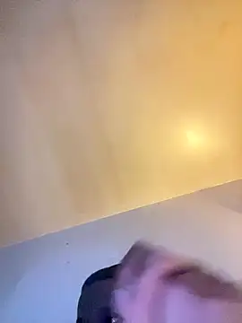 Tristris100 online show from November 5, 2025, 7:22 am